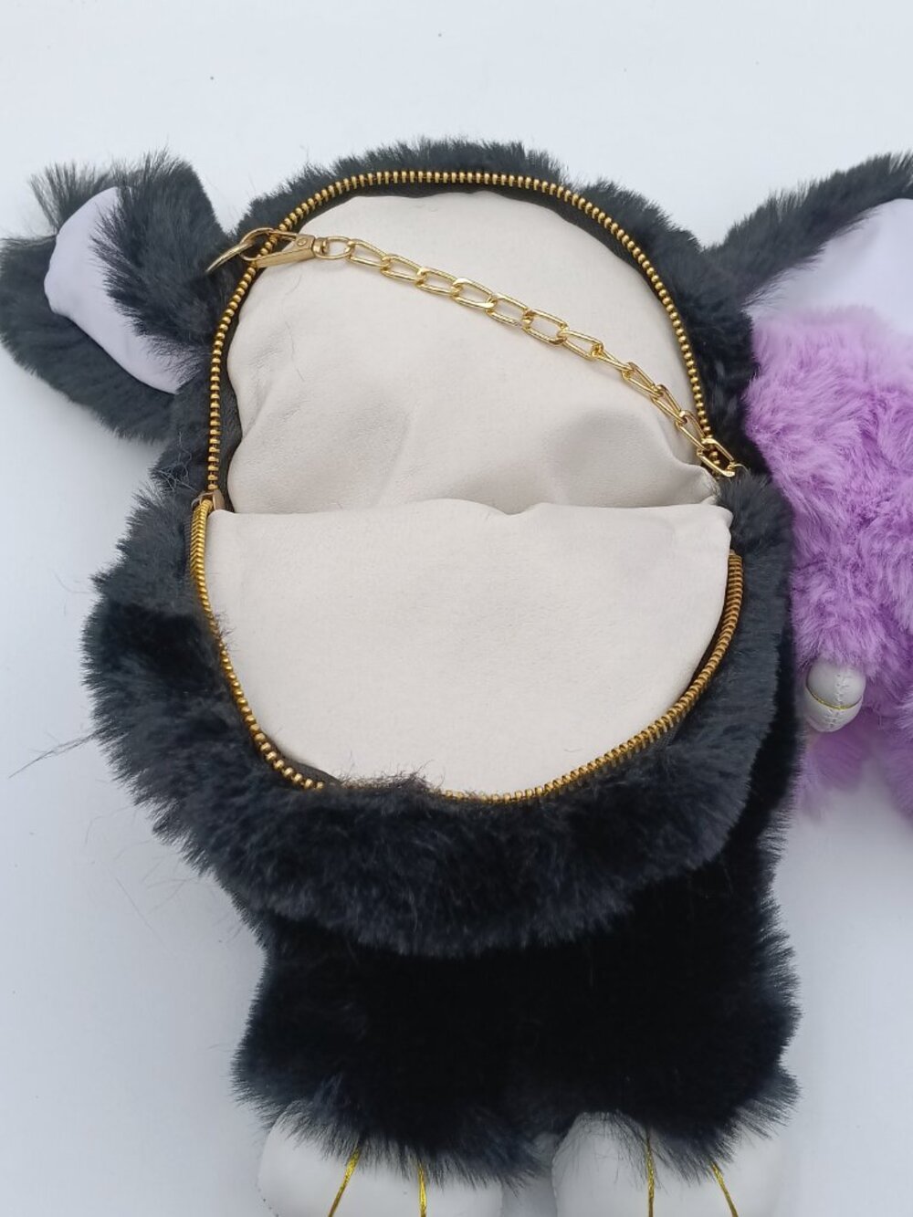 Buddle Rabbit Soft Sling Bag With Chain and Soft Keychain - Picture 2 of 5